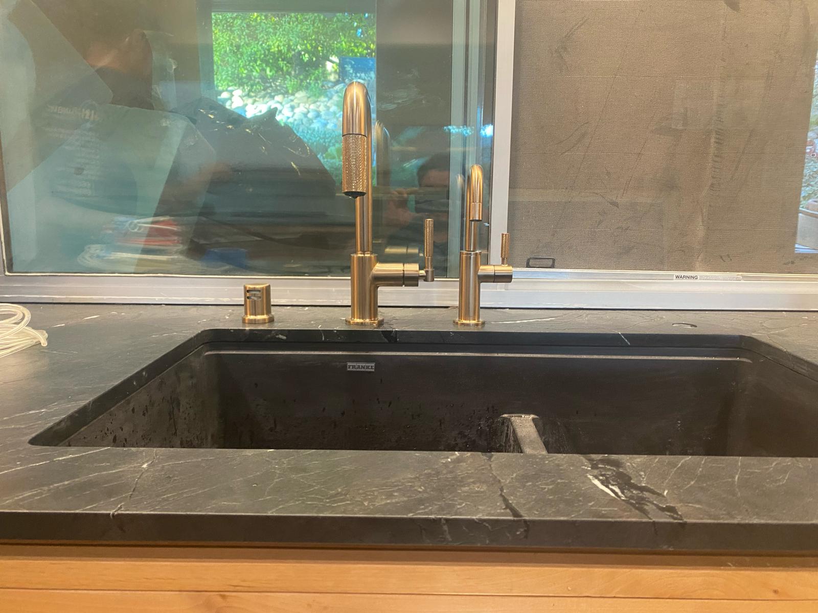 Modern shower remodel by SoCal Emergency Plumbing Fullerton
